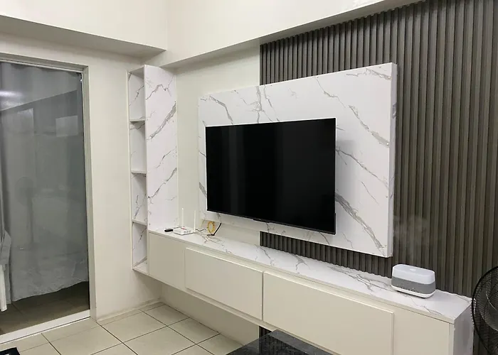 Ama Tower Residences - Liam Kyro Staycation Place Apartahotel 4*